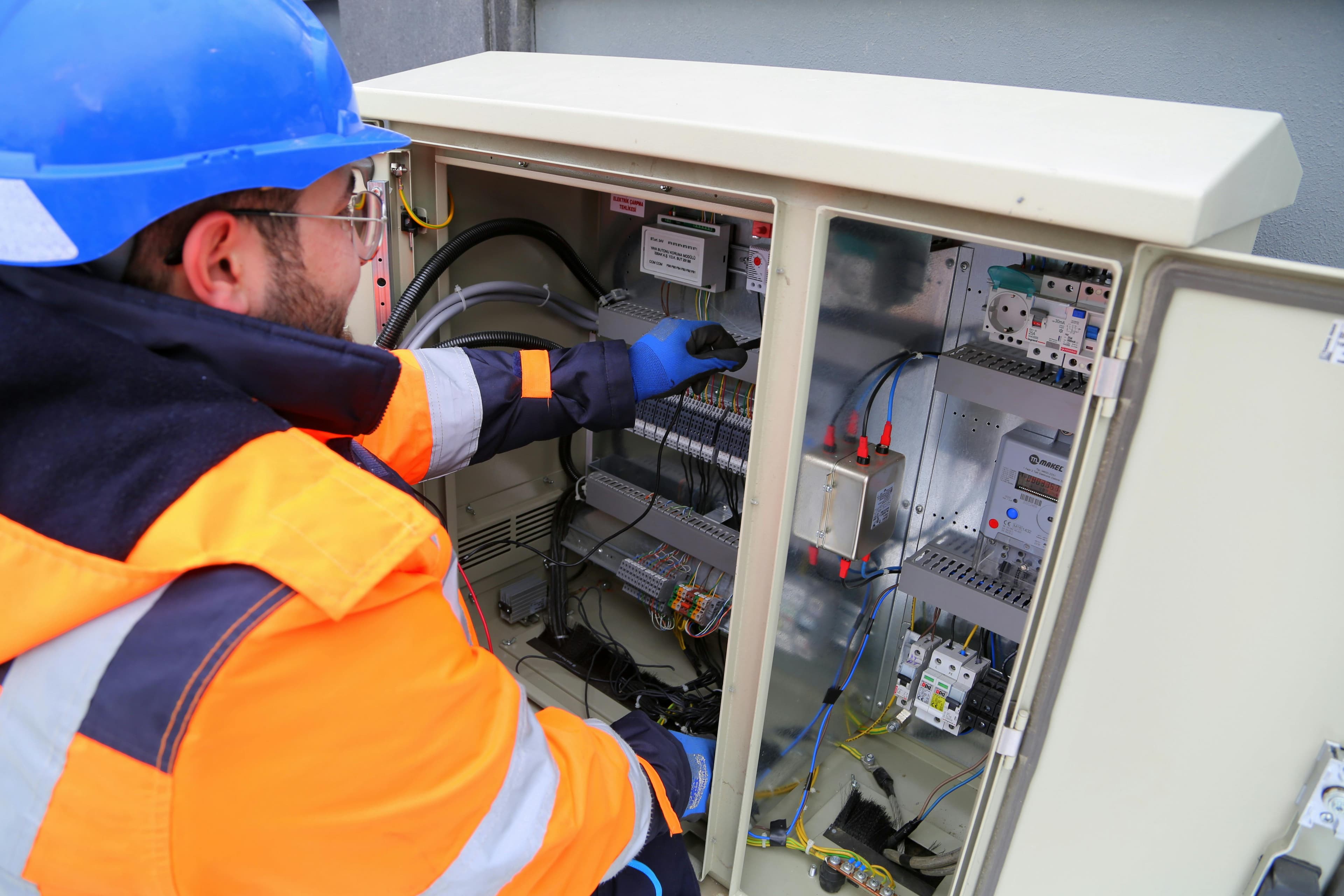 Sensor commissioning on-site